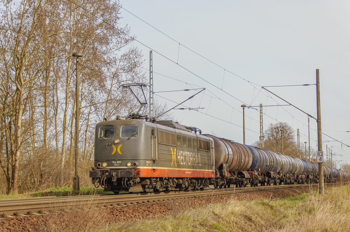 HectorRail 162.001  Mabuse mit einem Kesselzug.
Bf Schönermark (bei Passow)
18/03/2020