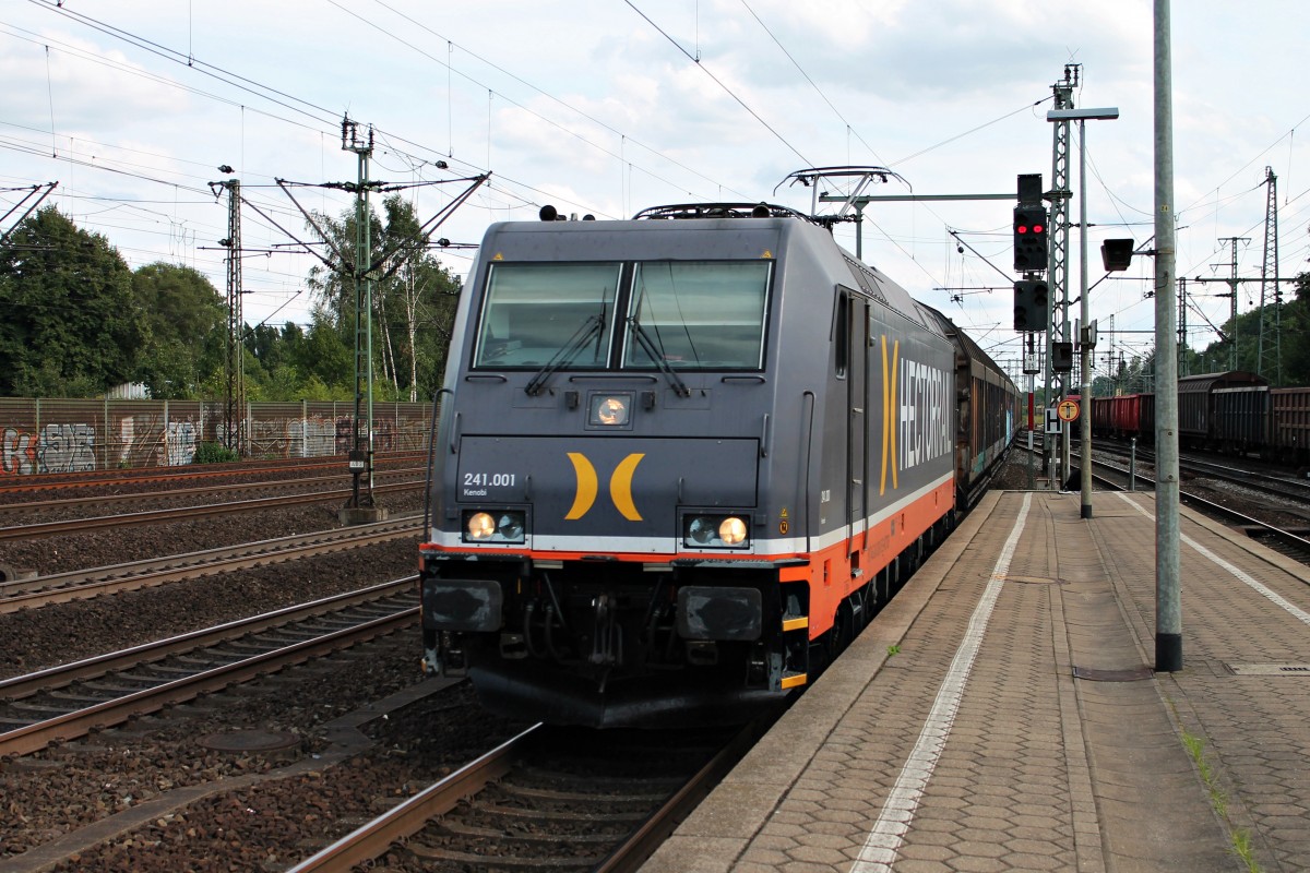 Hectorrail 241.001  Kenobi  am 13.08.2014 mit einem leeren Papierzug in Hamburg Harburg gen Dänemark.