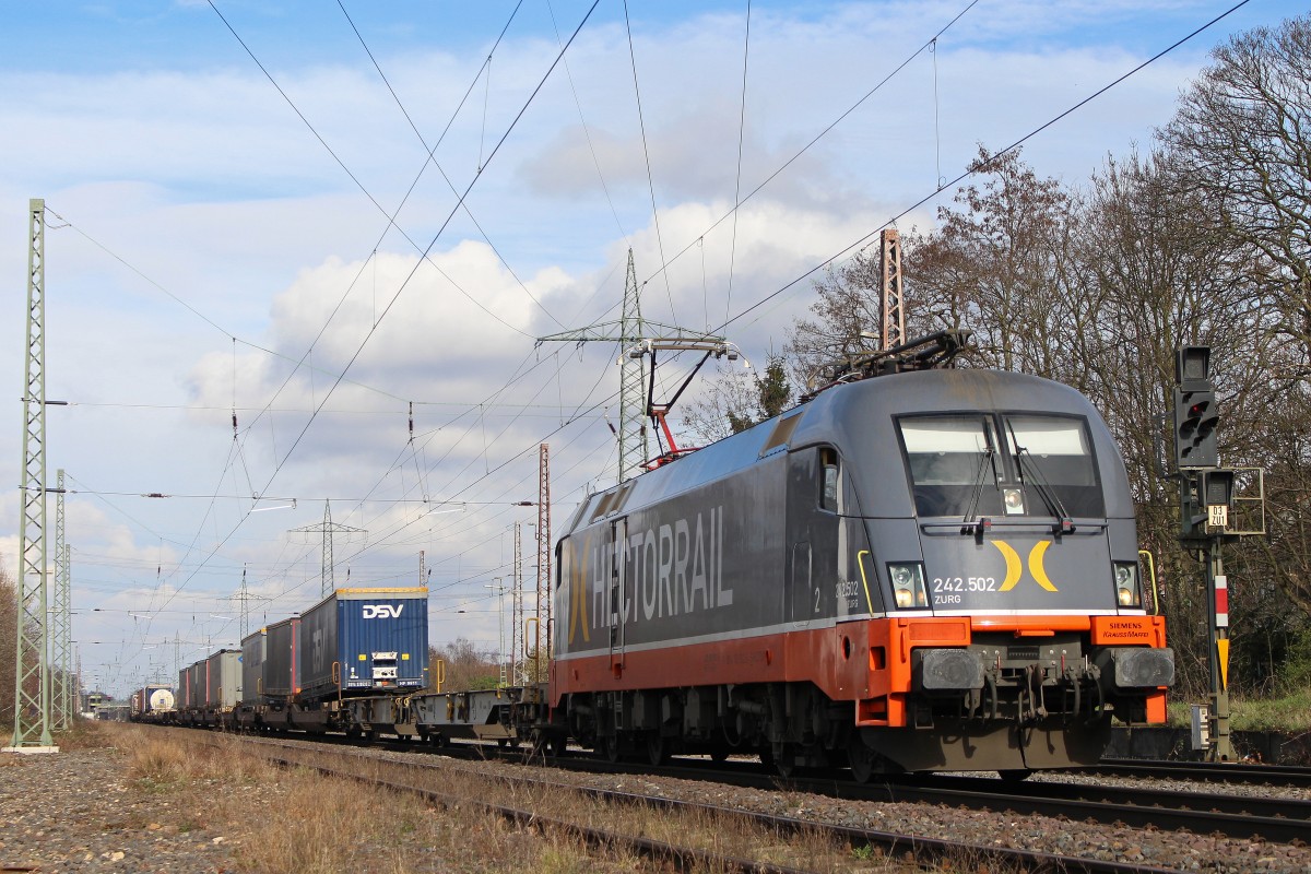 Hectorrail 242.502  Zurg  am 1.3.14 mit einem KLV in Ratingen-Lintorf.