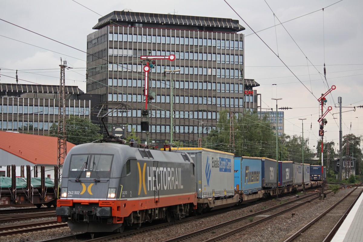 Hectorrail 242.502  Zurg  am 18.9.13 mit einem KLV in Düsseldorf-Rath.