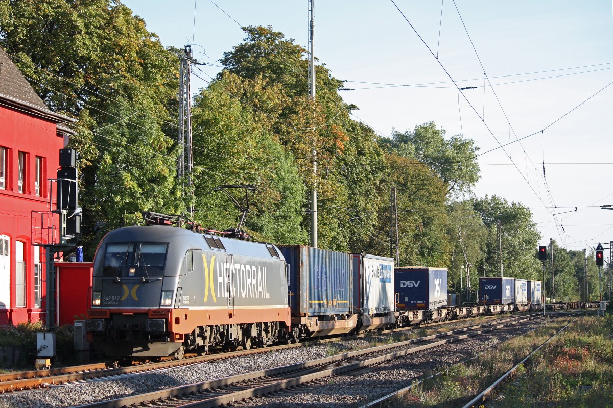 Hectorrail 242.517  Fitzgerald  am 2.10.13 mit einem KLV in Ratingen-Lintorf.