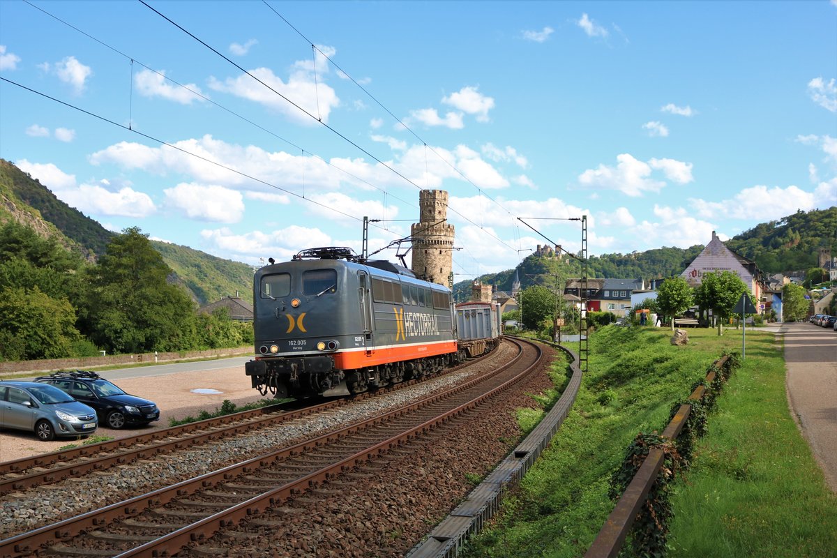 Hectorrrail 162.005 (151 133-6) mit KLV Zug am 10.08.19 in Oberwesel