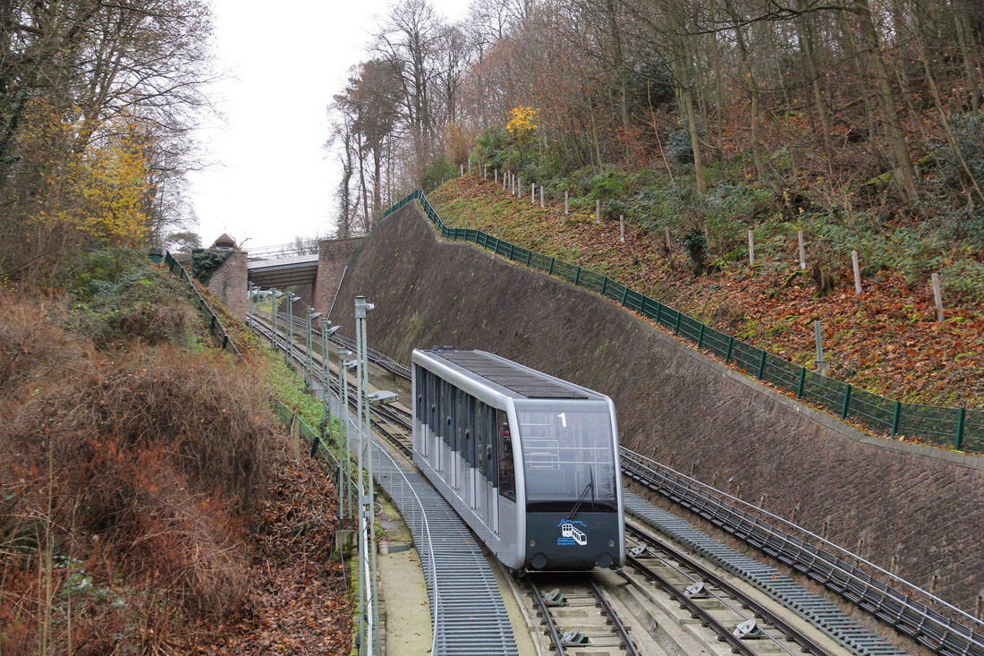 Heidelberger Straßen- und Bergbahn AG; Wagen 1 der Molkenkurbahn // Heidelberg // 11. Dezember 2019
