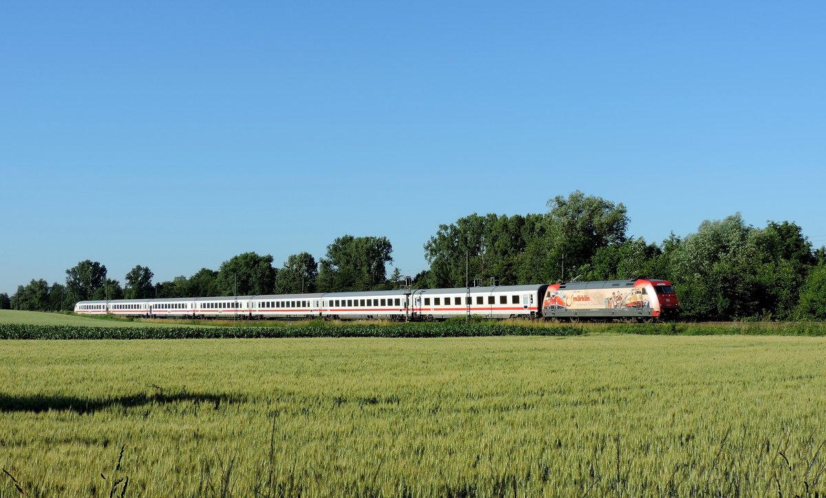 Heilmsheim - 24. Juni 2020 : 101 064 Werbelok  160 Jahre Märklin  am IC 2216 Stuttgart - Stralsund.