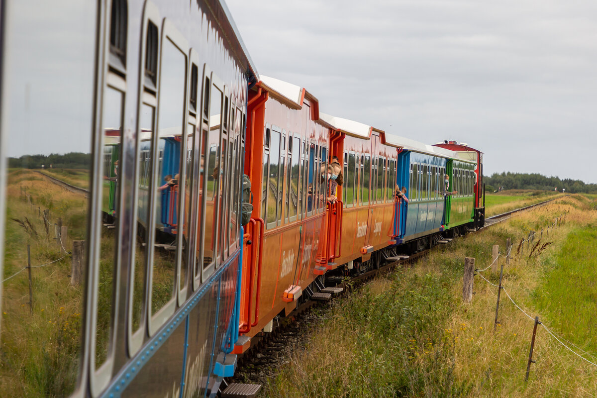 Heimfahrt aufs Festland. Inselbahn Langeoog. 5.9.21