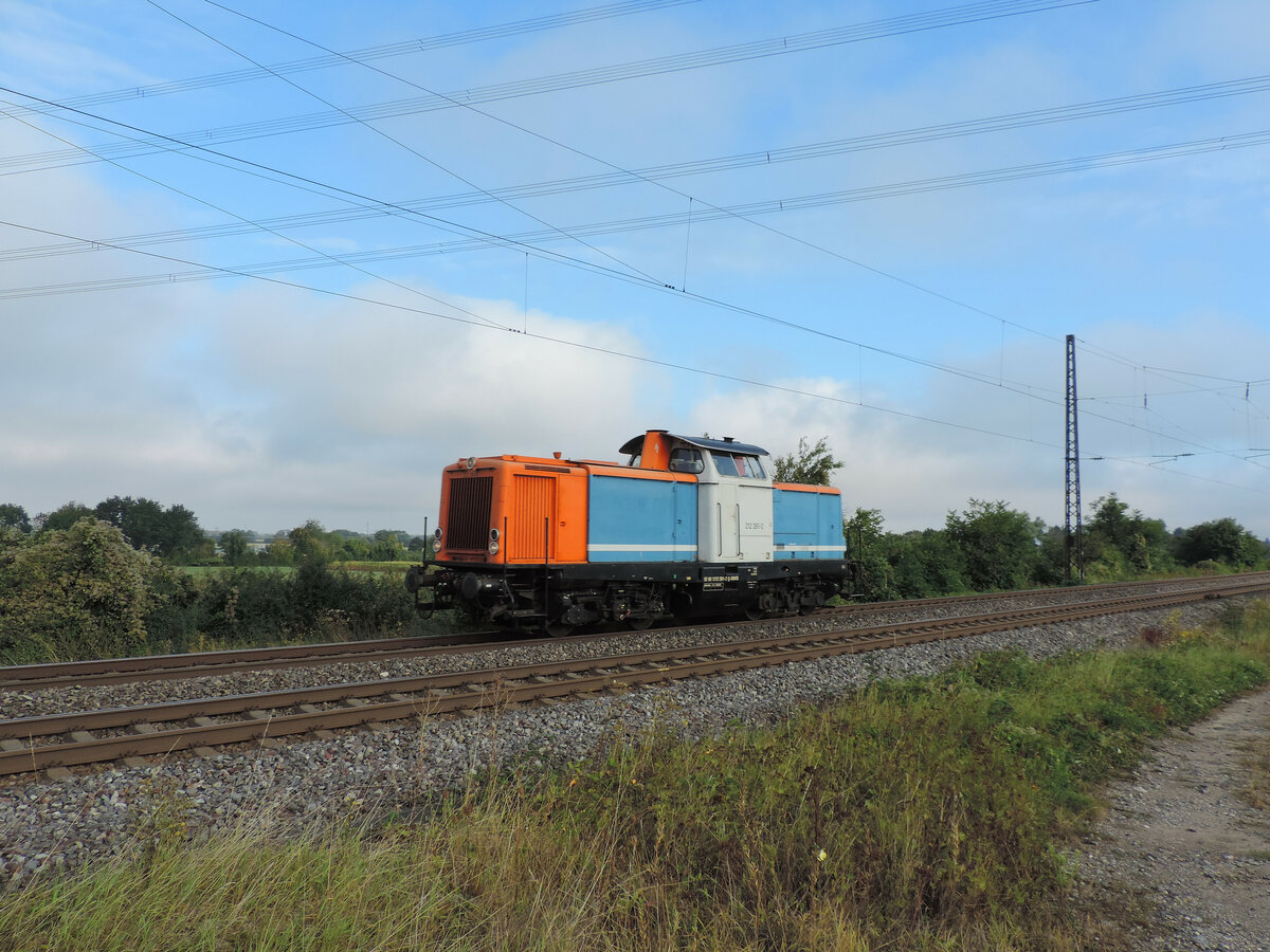 Heitersheim - 17. September 2021 : BM Bahndienste Lok 212 261 als Lz in richtung Basel.