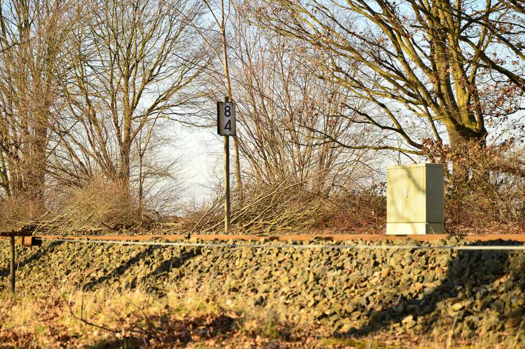 Hektometertafel am Eisernen Rhein Kbs 487 zwischen Rheindahlen und Genhausen. 7.2.2015