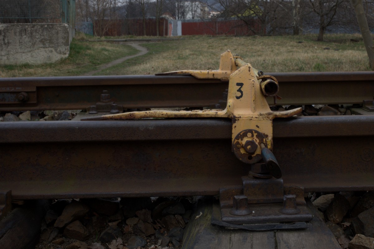 Hemmschuh. mit einem Schloß gesichert in Ceska Lipa.21.03.2015 15:15 Uhr.