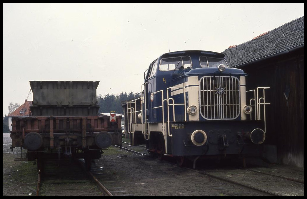 Henschel Lok DHE 6 am 14.4.1992 in Harpstedt.