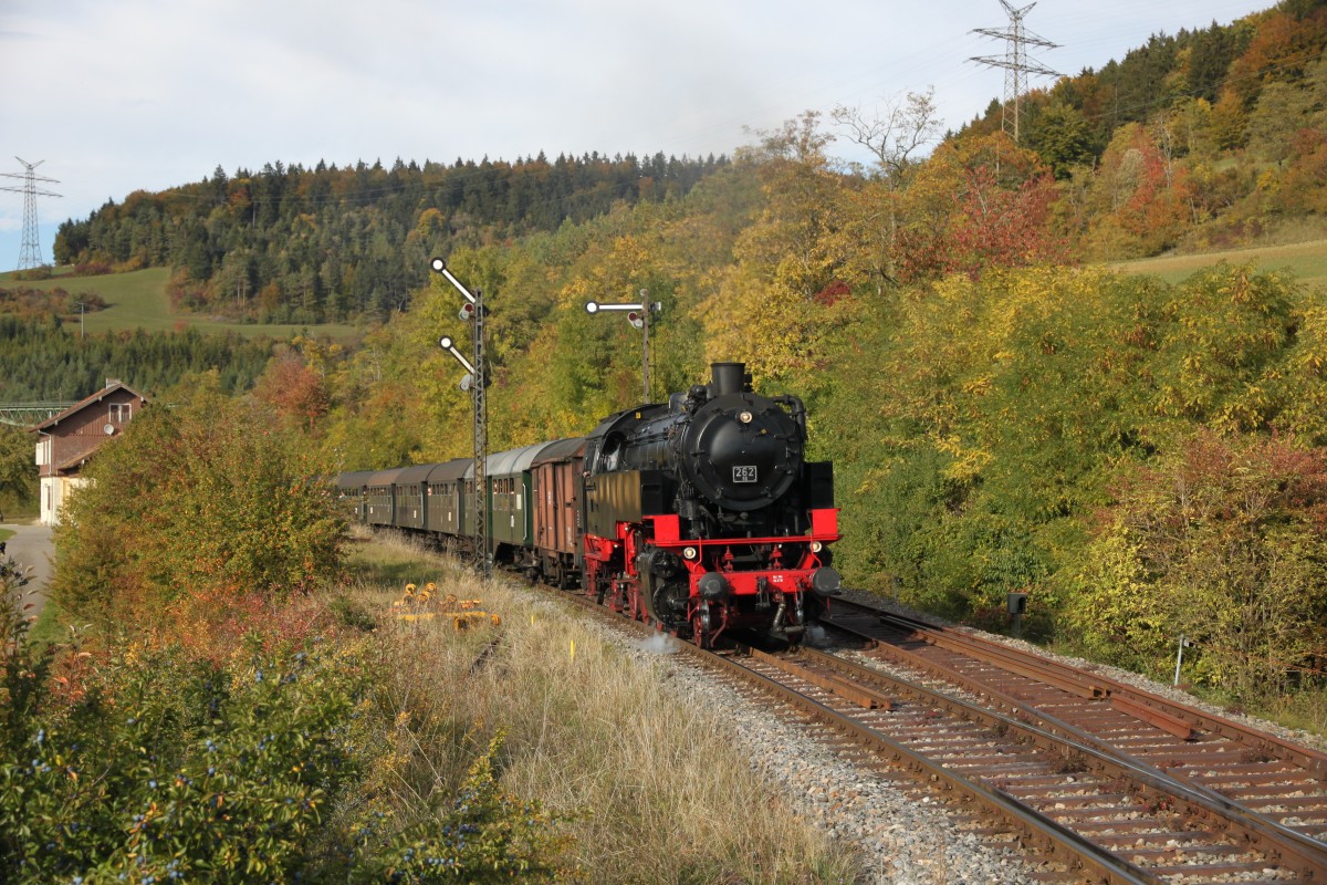 Herbst im Wutachtal.
262BB Epfenhofen 03.10.2015.