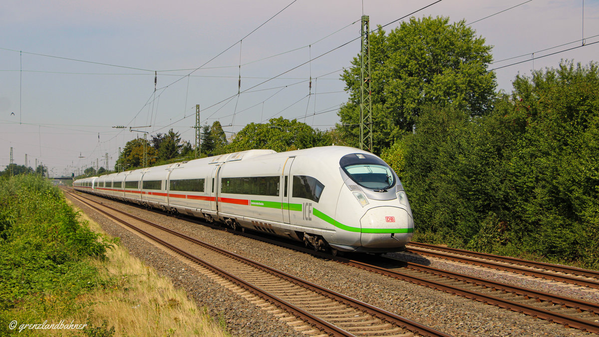 
Heute gibt es dann nochmal den schönsten ICE und zwar den Velaro D💁🏻‍♂️ Am 9.08.2020 war dieser unterwegs als ICE 611 in Richtung München 🤤

📍Angermund, 9.08.2020