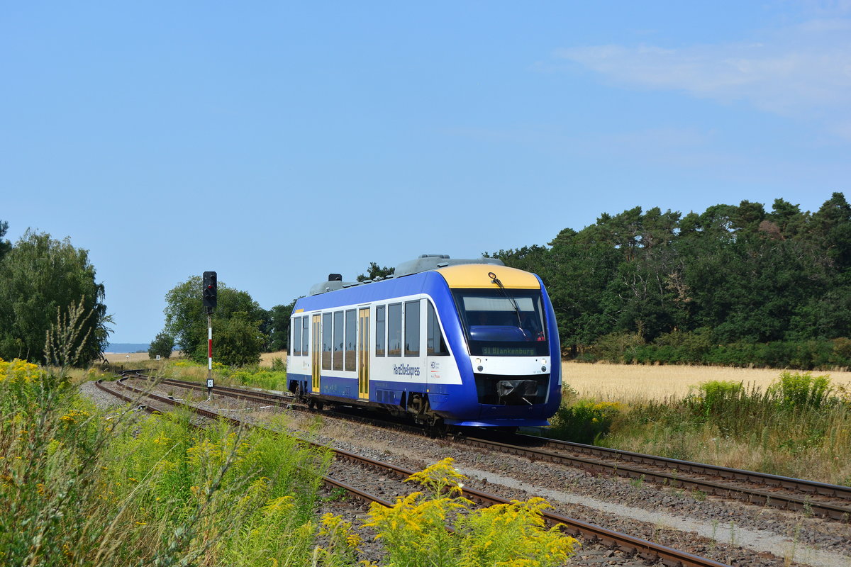 HEX VT872 bei der Einfahrt in Börnecke gen Bankenburg.

Börnecke 01.08.2018