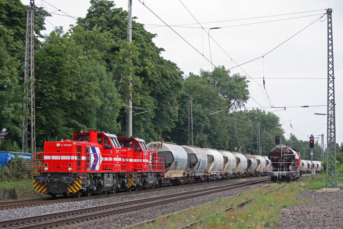HGK DH 717+DH 713 am 17.7.13 mit dem NDH Kalkmehlzug in Ratingen-Lintorf.
