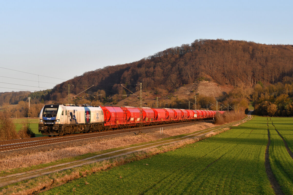 HHPI 159 273 mit einem Kalizug nach Hamburg Hohe Schaar am 27.02.2026 bei Ebersch�tz