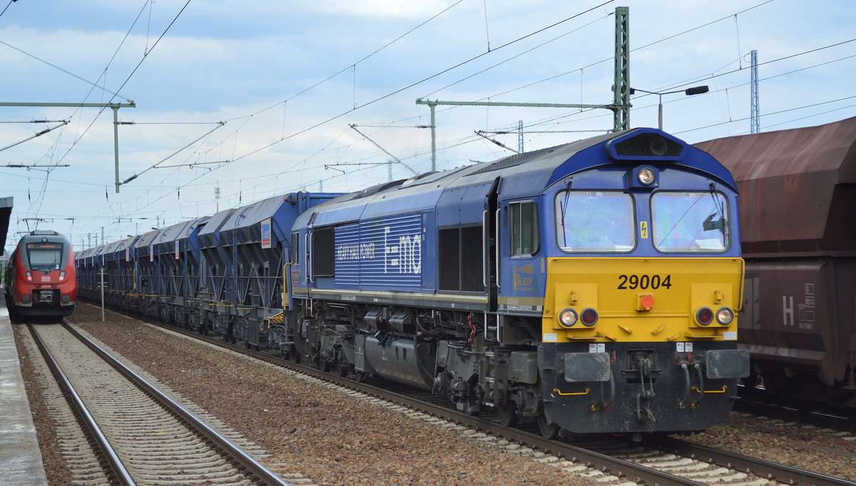 HHPI 29 004  Dave Meehan  (92 80 1266 027-2 D-HHPI) mit Schüttgutförderzug am 28.06.18 Bf. Flughafen Berlin-Schönefeld. 