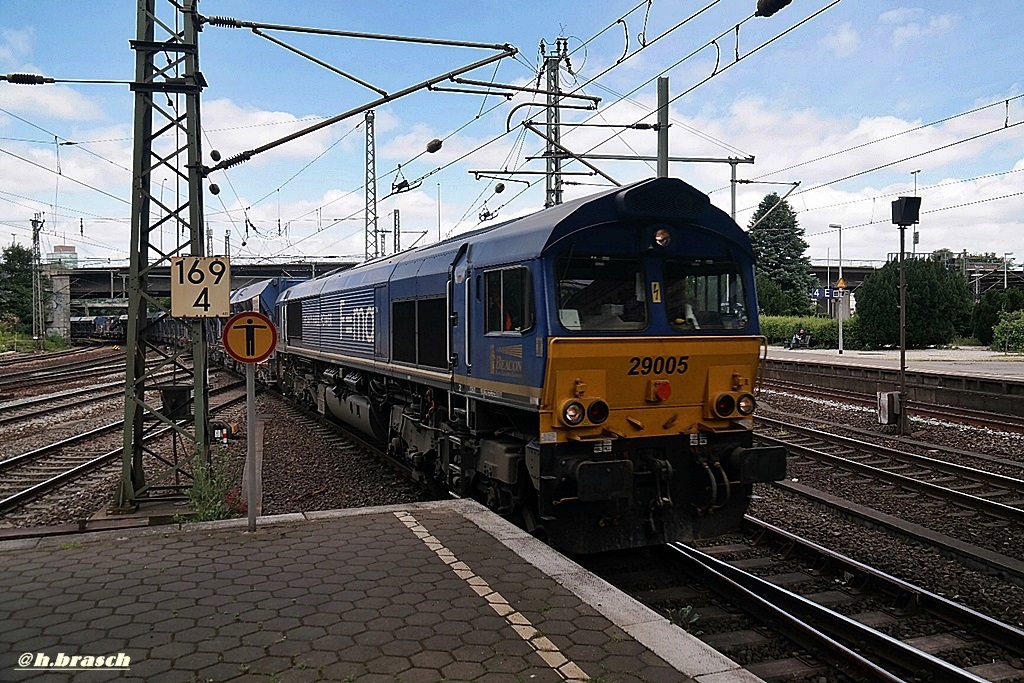 HHPI 29005 durchfuhr mit einen ganzzug hh-harburg am 20.06.14