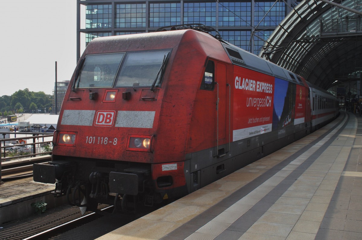 Hier 101 118-8 mit IC143 von Amsterdam Centraal nach Berlin Ostbahnhof, dieser Zug stand am 6.9.2014 in Berlin Hbf.