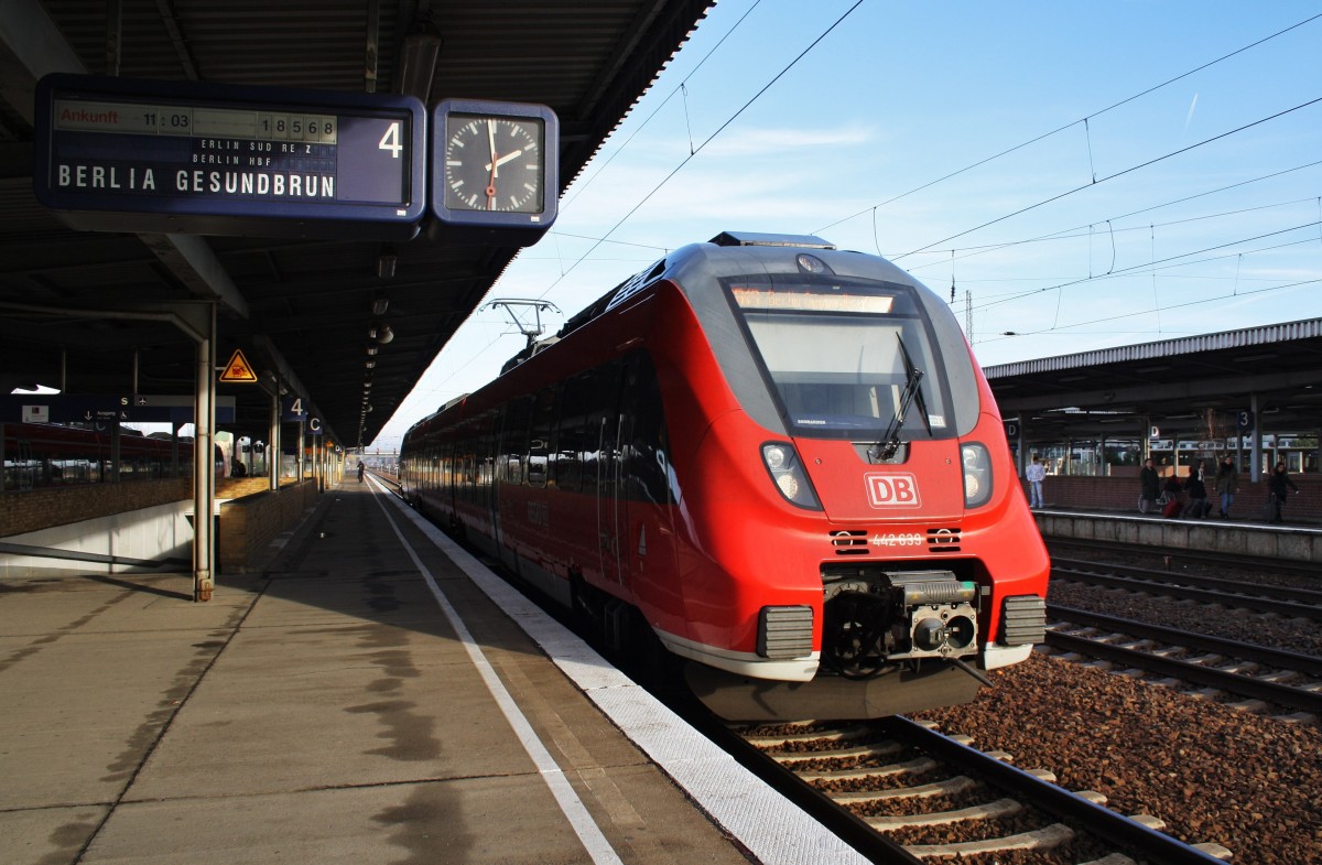 Hier 442 639-1 als RB19 (RB18568) von Senftenberg nach Berlin Gesundbrunnen, dieser Triebzug stand am 18.1.2014 in Berlin Schönefeld Flughafen. 