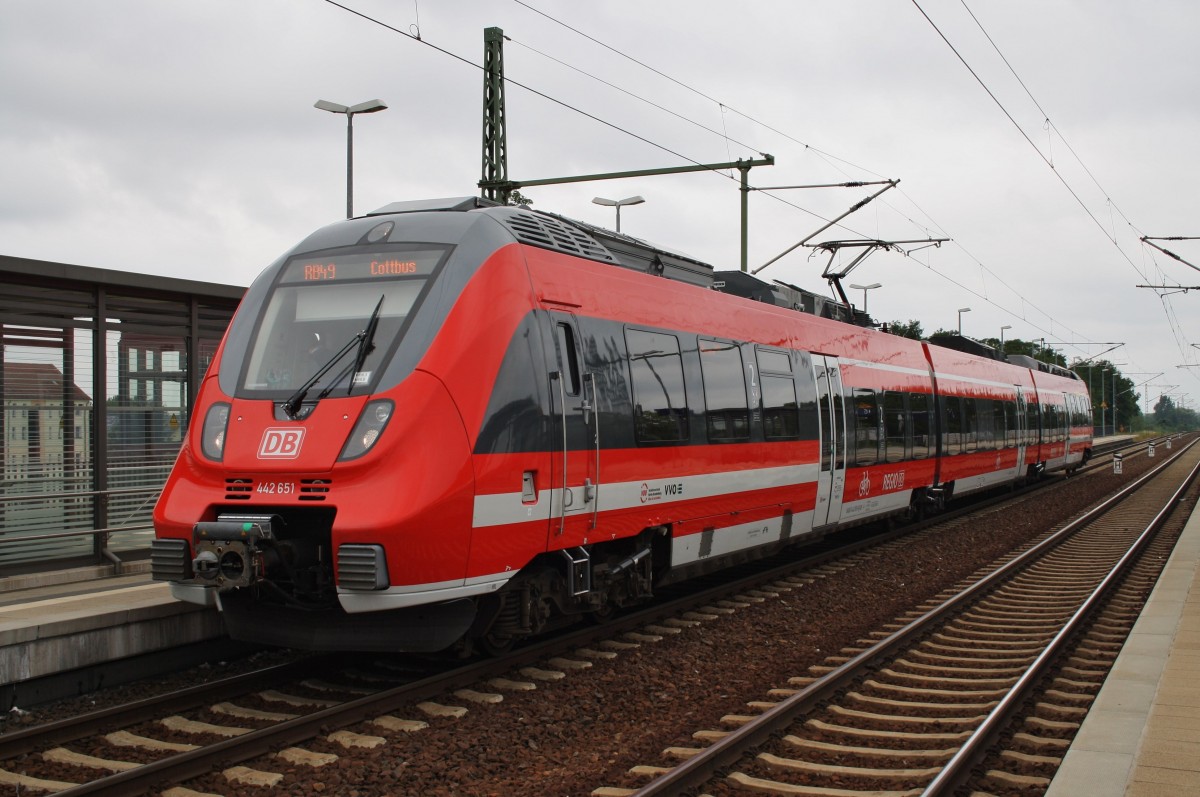Hier 442 651-6 als RB49 (RB28746) von Falkenberg(Elster) nach Cottbus, dieser Triebzug stand am 12.7.2014 in Falkenberg(Elster).