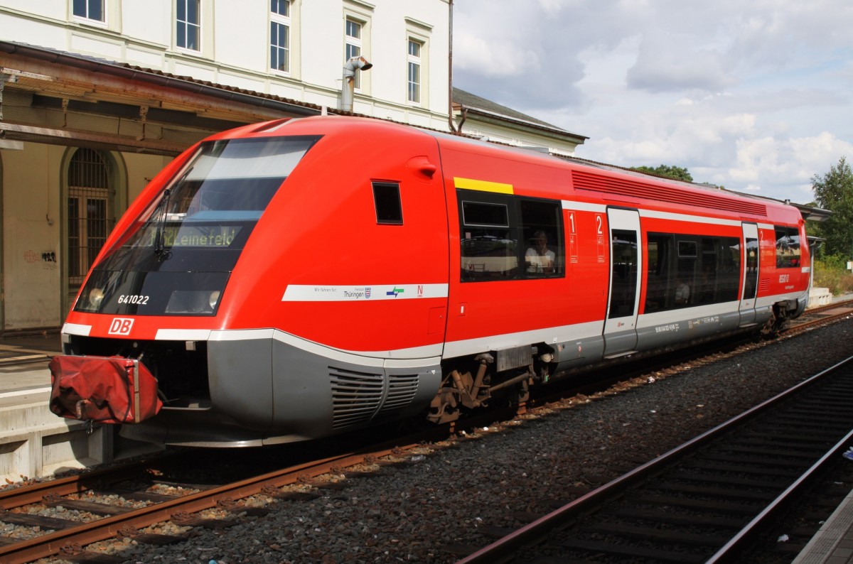 Hier 641 022-9 als RB52 (RB16210) von Erfurt Hbf. nach Leinefelde, dieser Triebzug stand am 20.8.2014 in Bad Langensalza.