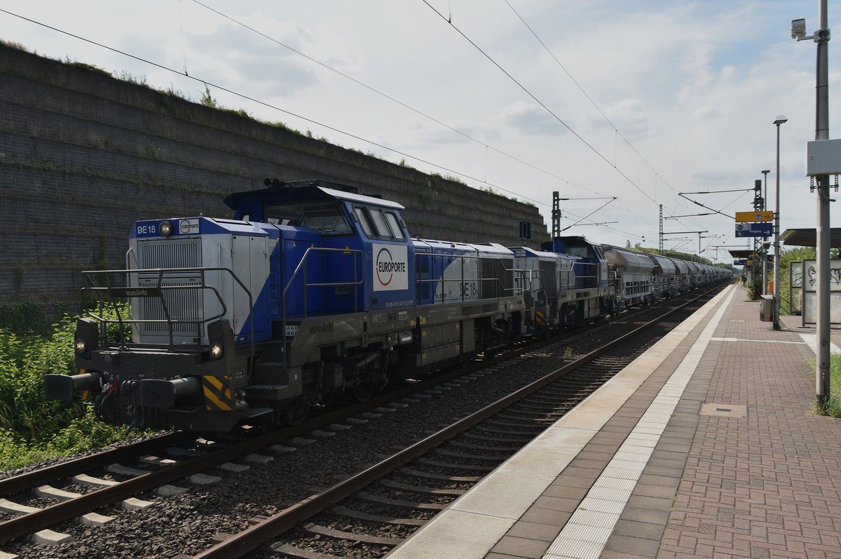 Hier hab ich die beiden EUROPORTE DE18/ 4185 007 und 4185 008 mit einem Kalkzug durch Allerheiligen gen Köln fahrend erlegt.