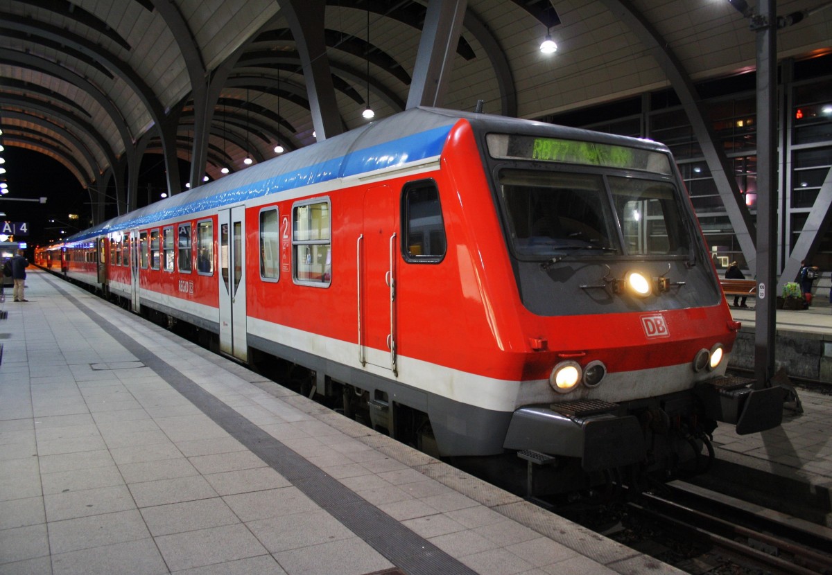 Hier eine RB77 (RB21133) von Kiel Hbf. nach Neumünster, dieser Zug stand am 4.2.2016 in Kiel Hbf. Zuglok war 112 143.