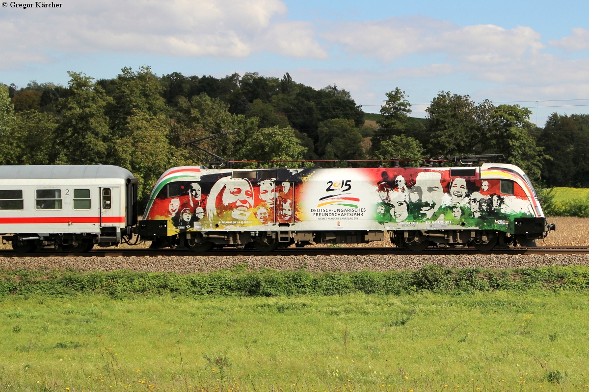 Hier eine seitliche 90-Grad Ansicht auf die Folie von 182 521. Aufgenommen am 29.09.2015 bei Heidelsheim.