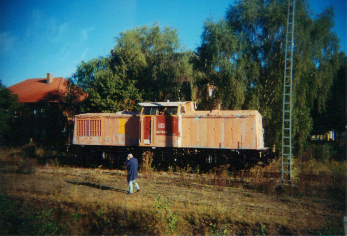 Hier steht 202 752 auf Gleis 66 in Salzwedel. Sie kam als Lastprobefahrt aus Stendal.SCAN FOTO)Jahr 1999
