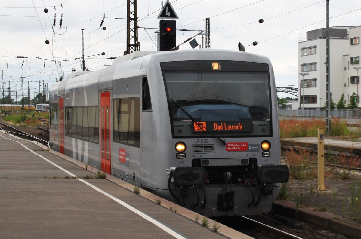 Hier VT003 als MRB80181 von Leipzig Hbf. nach Bad Lausick, bei der Einfahrt am 11.7.2013 in Leipzig Hbf. 