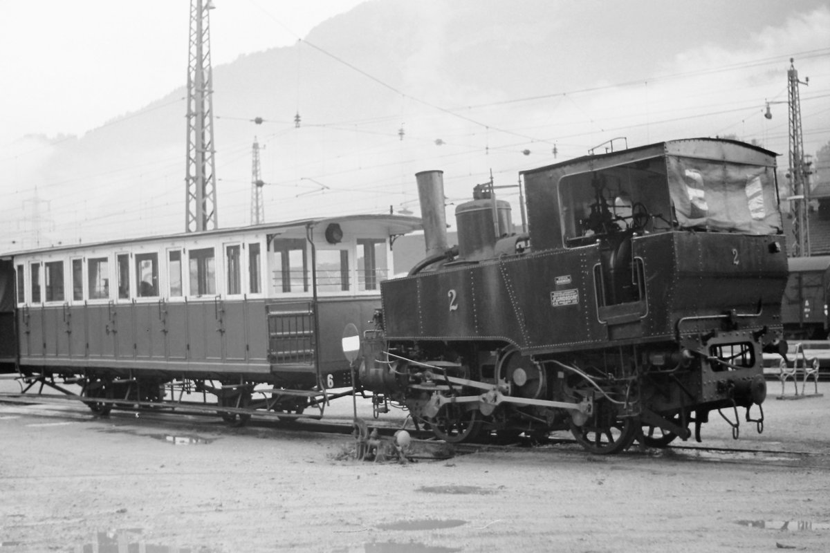 Historisch in Schwarzweiß: Achenseebahn Lok Nr. 2, Jenbach, 05.09.1976