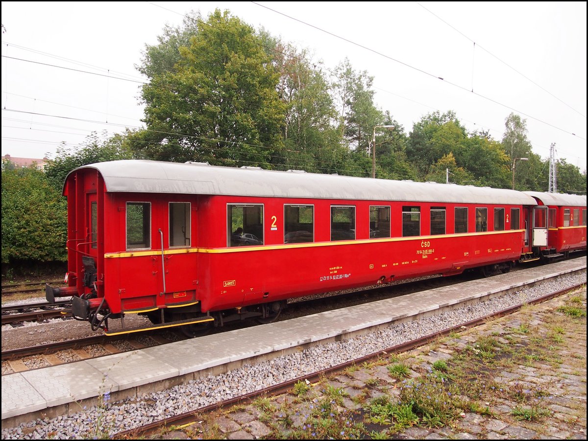 Historisch Wagen CSD 70 54 21-05 000-0 Balm, ( 30.August 2020 im Bahnhof Bechyne.