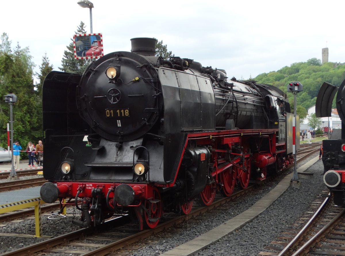 Historische Eisenbahn Frankfurt am Main 01 118am 16.05.16 beim Dampfspektakel in Königstein