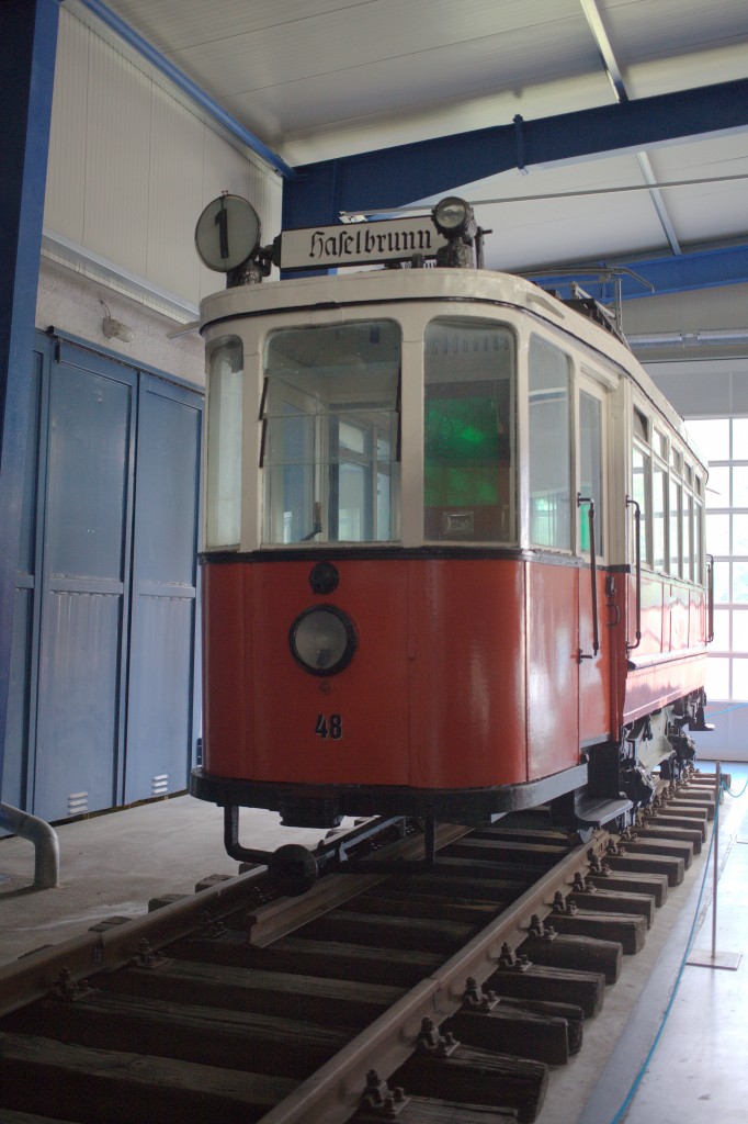 Historischer TW 48 der Plauener Straßenbahn im Eisenbahn - und Technikmuseum Prora.
08.07.2015 12:53 Uhr.