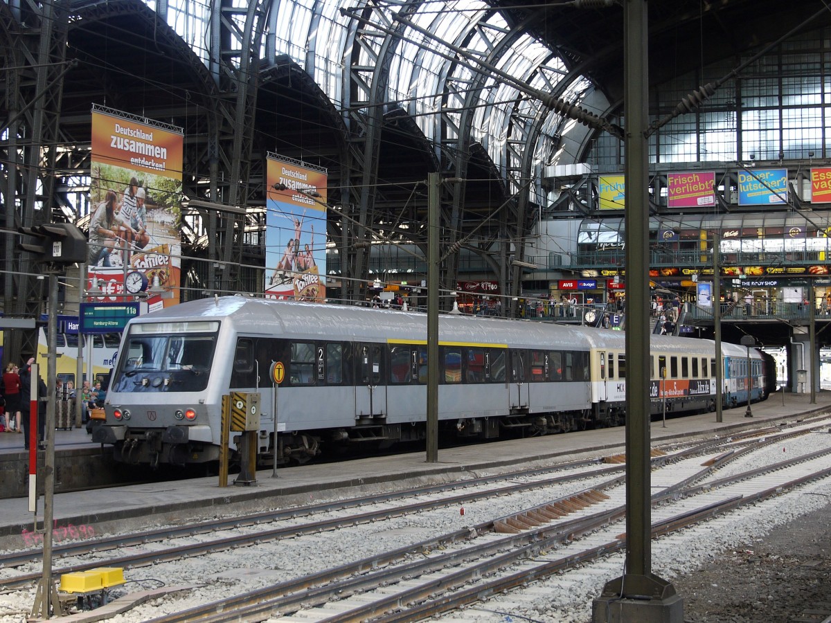 HKX 1801 Kln - Hamburg-Altona mit Wittenberger Steuerwagen von Abellio am Zugende , Hamburg Hbf. 28.08.2013
