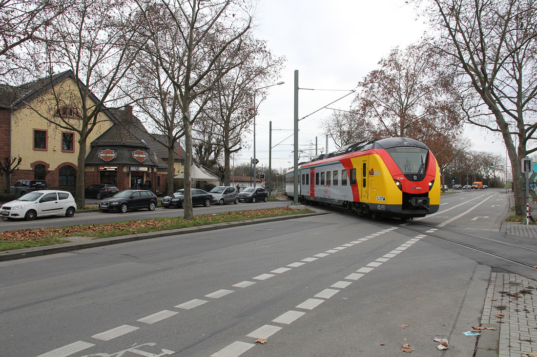 HLB ET 188 // Wiesbaden; Bahnübergang Kasteler Straße // 14. Januar 2021