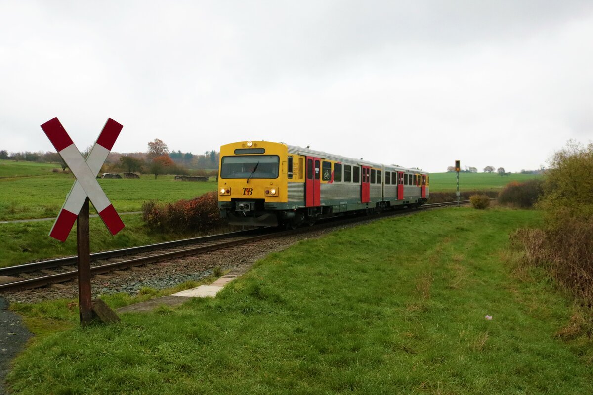 HLB/TSB LHB VS2E Wagen 17 am 01.12.22 in Grävenwiesbach im Taunus