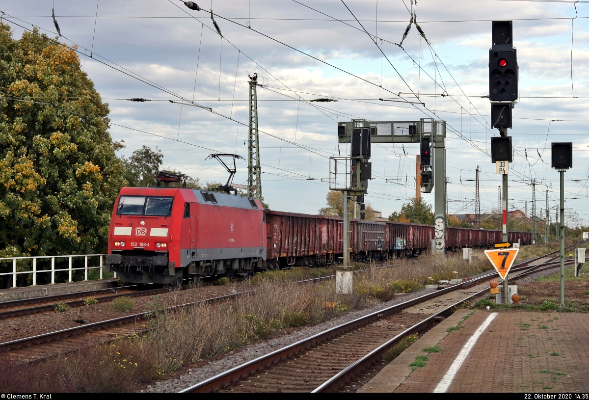 Hochbordwagenzug mit 152 106-1 (Siemens ES64F) durchfährt den Bahnhof Magdeburg-Neustadt Richtung Magdeburg Hbf.

🧰 DB Cargo
🕓 22.10.2020 | 14:35 Uhr
