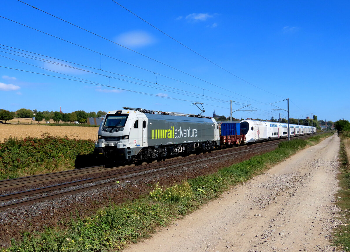 Hochfelden - 22. September 2026 : RADVE Euro 6031 mit dem Zug 444602, �berf�hrung des TGV M 1007, von Hausbergen nach Villeneuve.