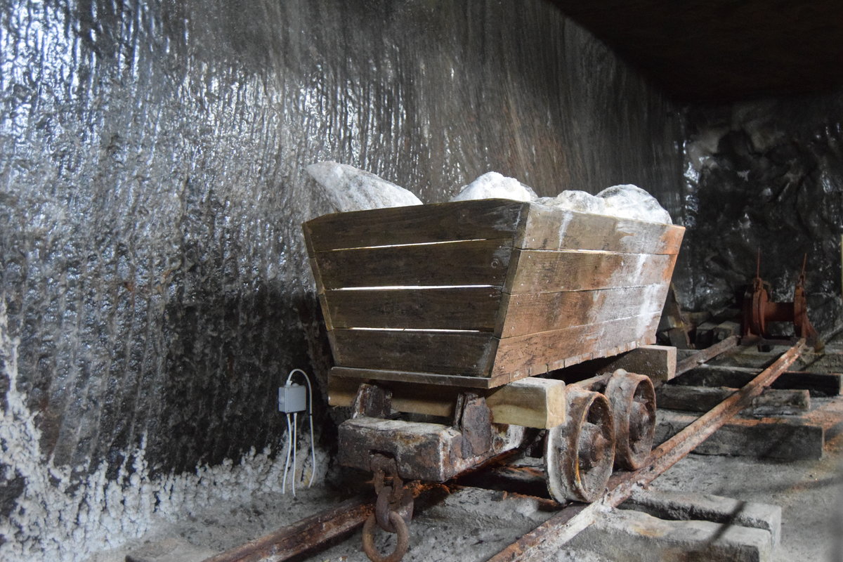 Holzwagen zur Beförderung von Salz in der Salzmine Turda (Salina Turda), aufgenommen am 07.07.2018.