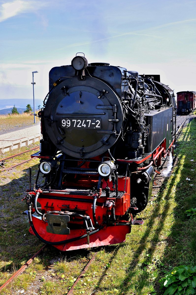 HSB 99 7247 hat am 02.09.16 von Zug Nr. 8927 Drei Annen - Brocken abgekoppelt, um sich �ber ein Parallelgleis an das andere Ende des Zuges zu setzen und einige Minuten sp�ter zur�ck nach Drei Annen zu fahren.