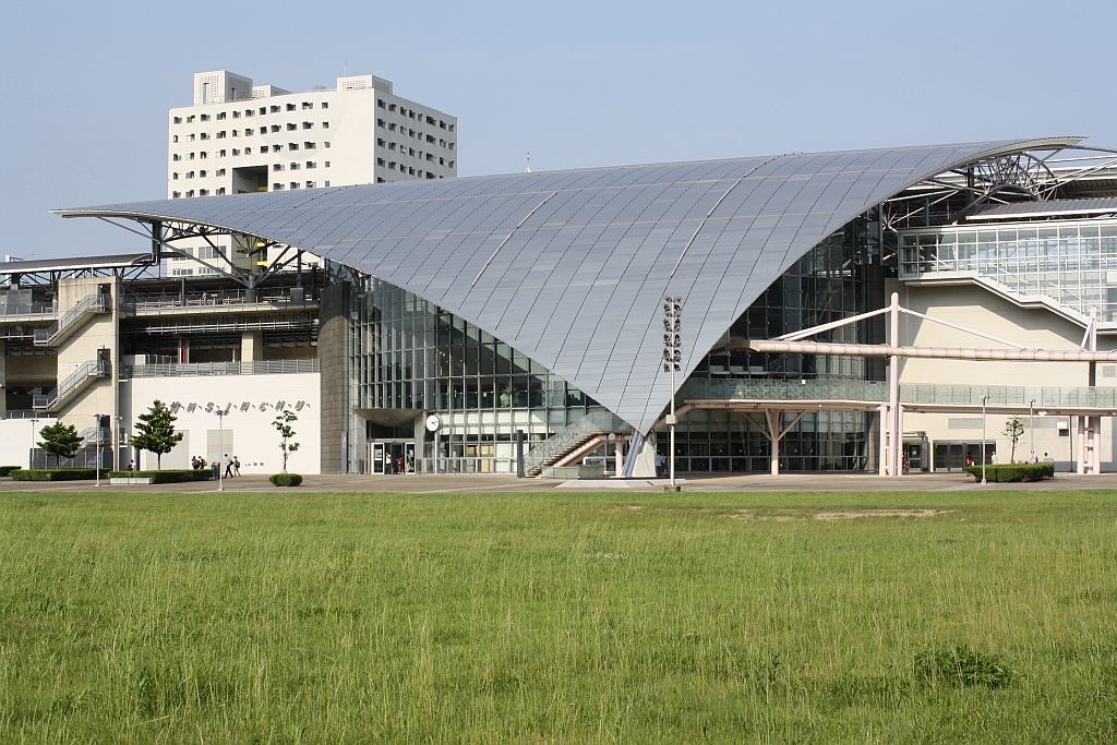 HSR Hsinchu Station am 01.Juni 2014. (HSR = High Speed Rail)