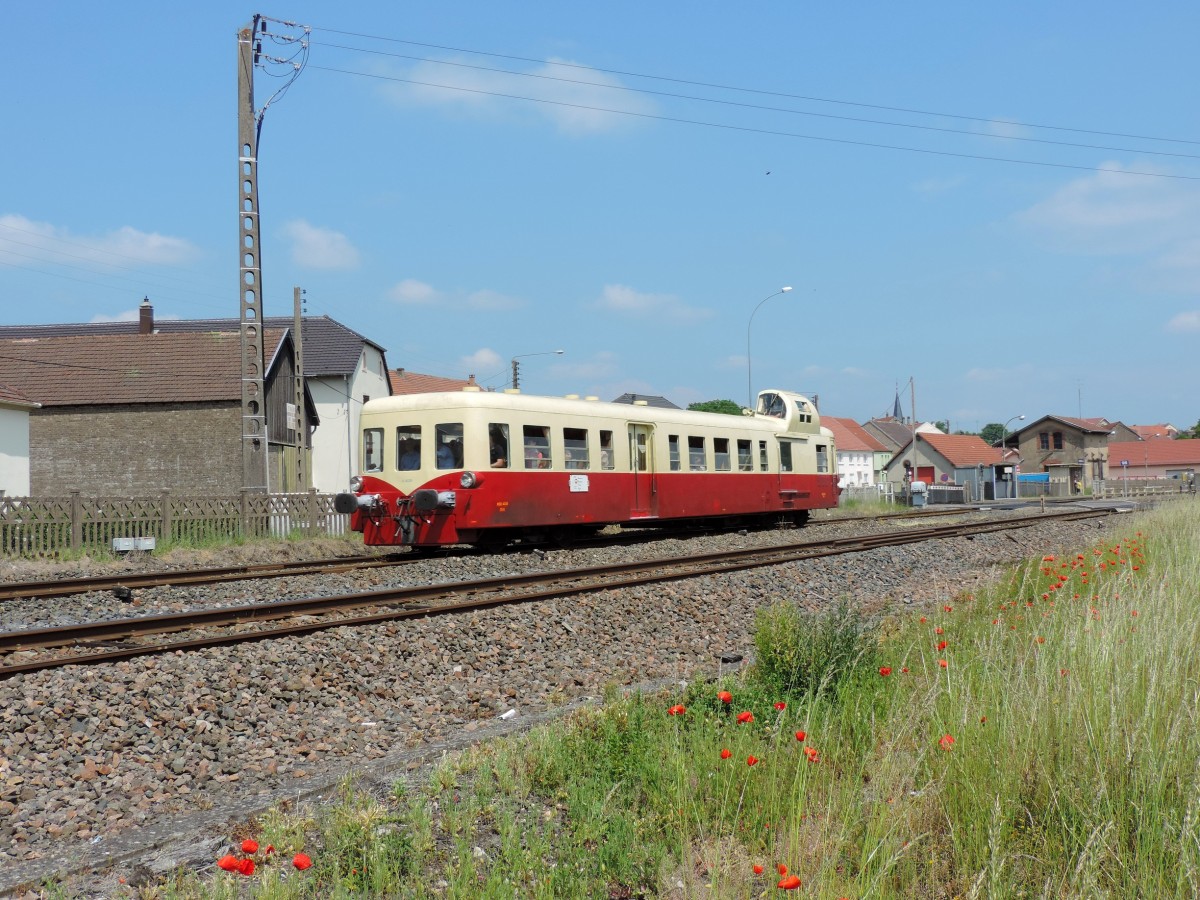 Hundling 06/06/15 : der X 4039 war ein ganzes Wochenende in Lothringen auf Reise...