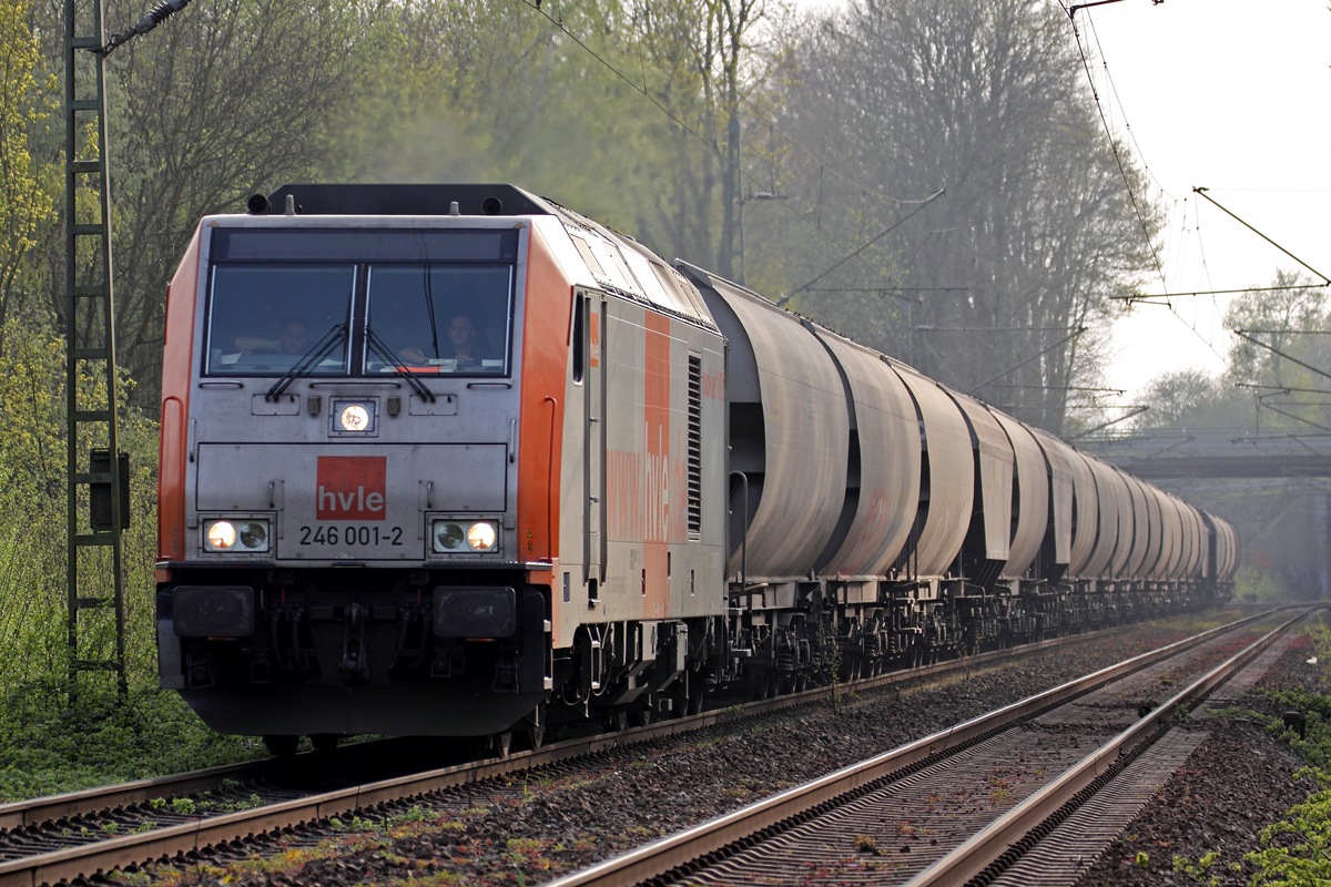 HVLE 246 001-2 auf der Hamm-Osterfelder Strecke in Recklinghausen 24.4.2015