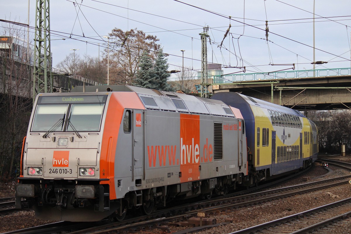 HVLE 246 010 schiebt am 17.1.14 einen Metronom aus Hamburg-Harburg raus in Richtung Cuxhaven.