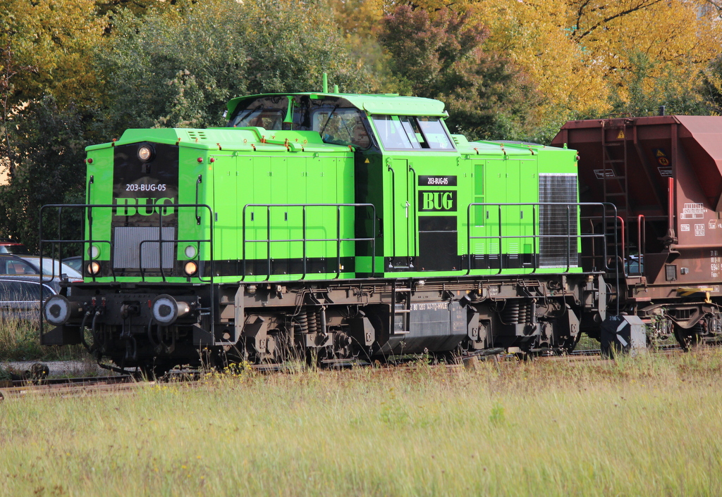 HVLE/BUG 203 105-2 beim Rangieren am Nachmittag des 23.10.2020 im Rostocker Hbf. 