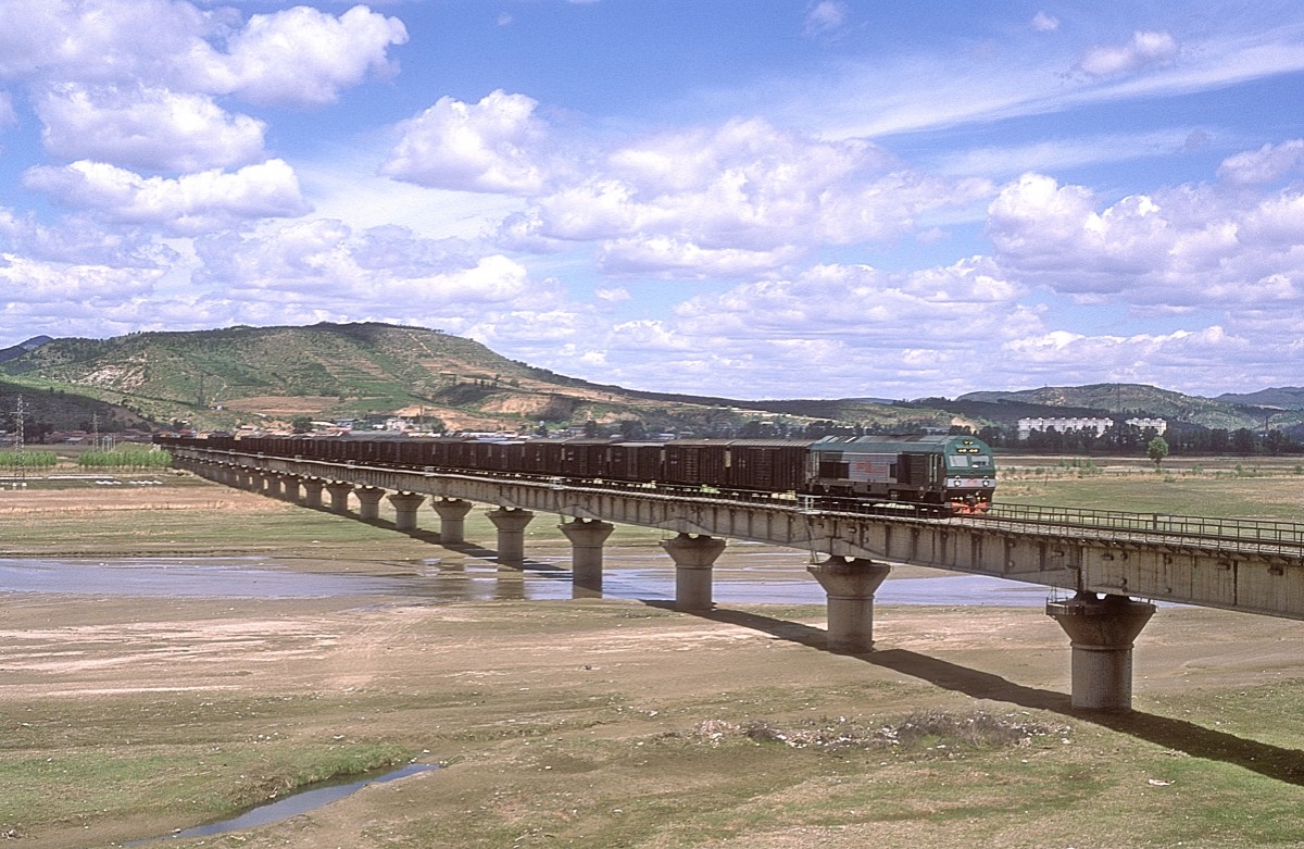 HXN3-0015  bei Sidehong  20.05.14