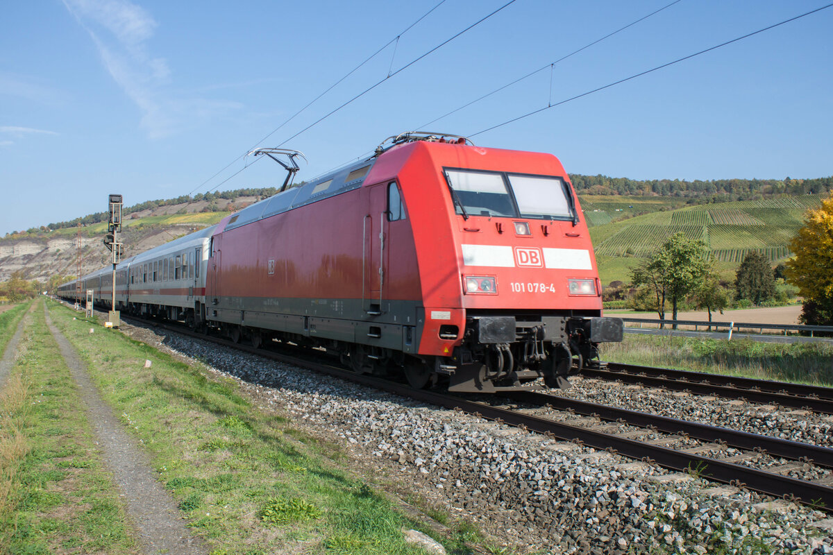 IC 101 078-4 als Umleiter am 12.10.2022 bei Thüngersheim