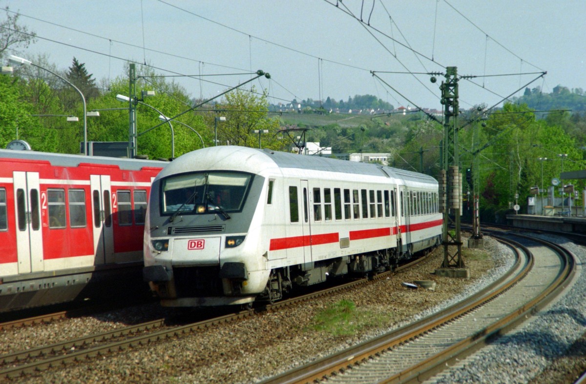 IC 2161 (Karlsruhe–Nrnberg) am 20.04.2003 in Stuttgart Nrnberger Strae