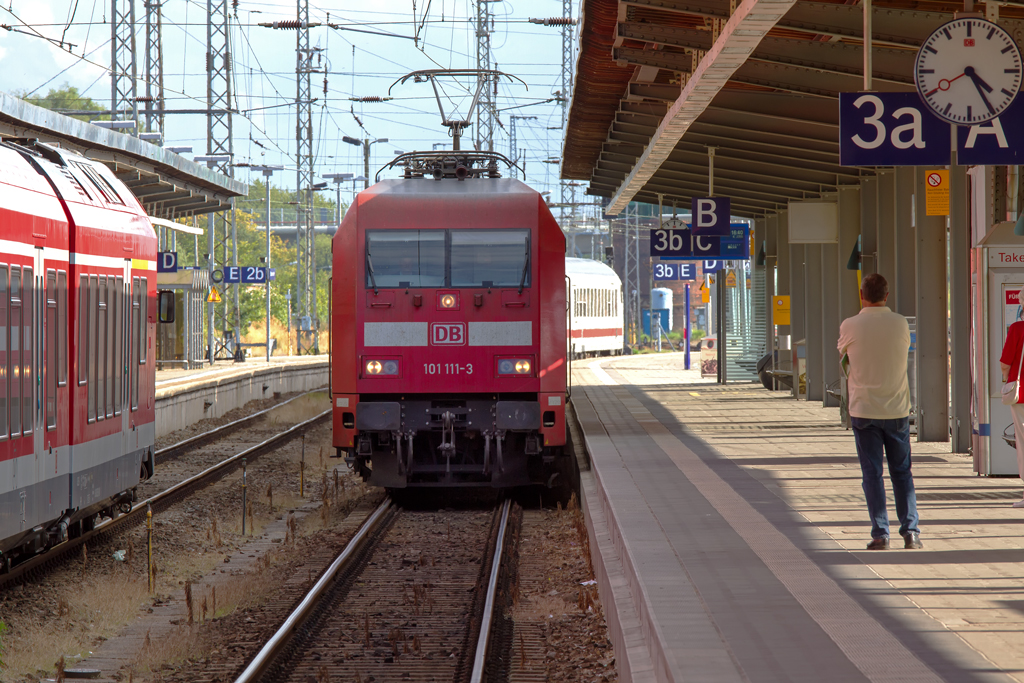 IC Arkona von Frankfurt a.Main kommt in Stralsund an. - 28.08.2013