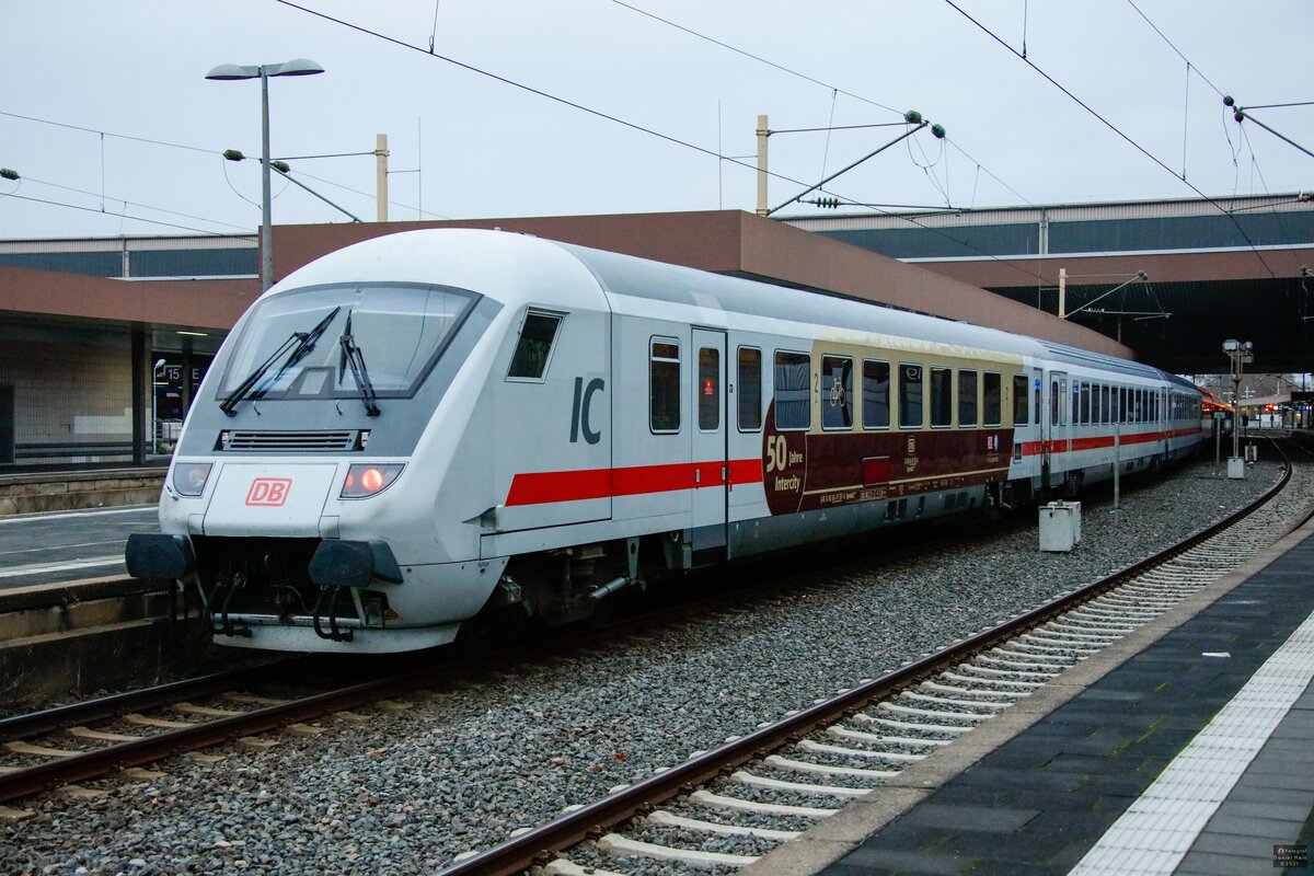 IC Steuerwagen  50 Jahre Intercity  in Düsseldorf Hbf, November 2021.